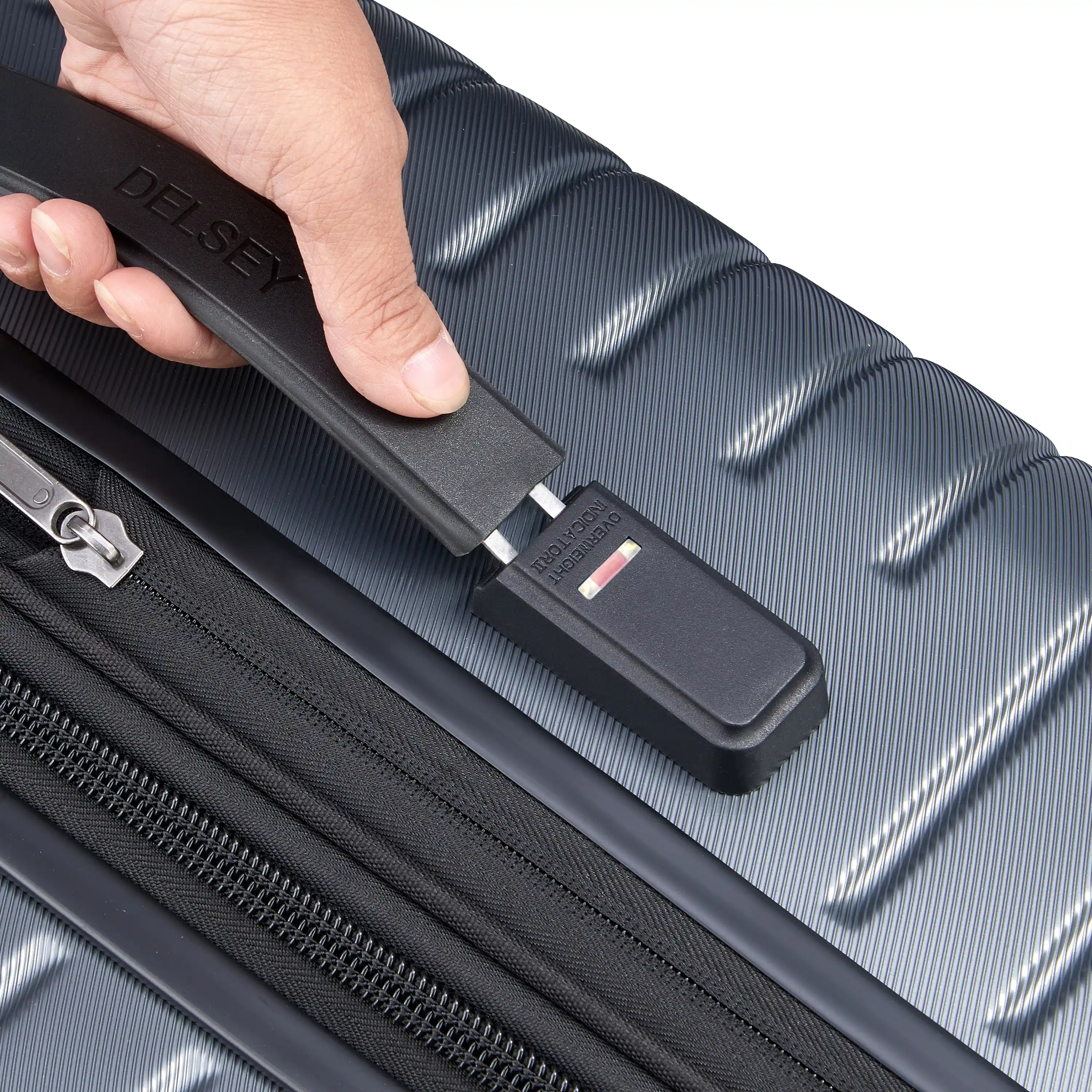 Cruise 3.0 - Large Expandable Spinner - Image 27