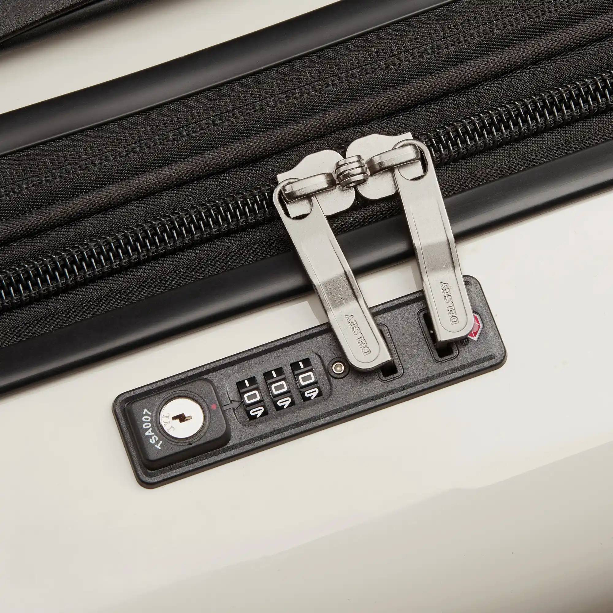 Cruise 3.0 - Large Expandable Spinner - Image 37